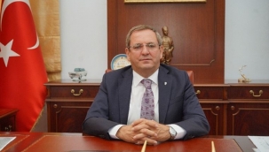 Ayvalık Belediye Başkanı Mesut Ergin Demokrat Parti'den istifa etti