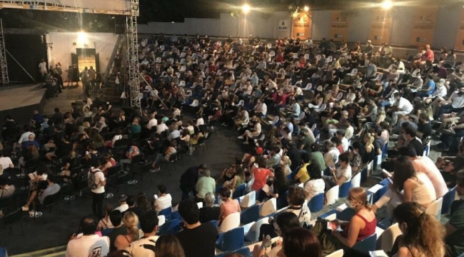 Kadıköy'de çocuk tiyatro festivali başladı