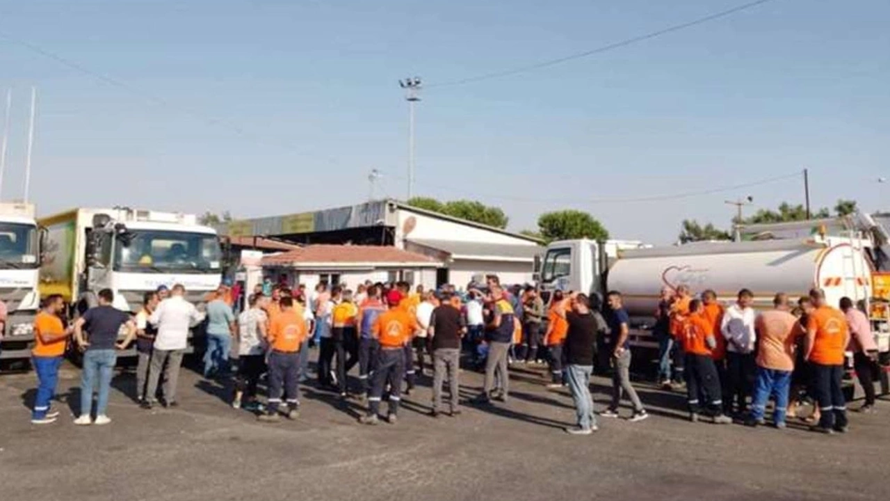 MHP'li belediyede işçiler greve çıktı