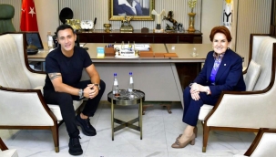 Beşiktaş için sürpriz aday! Mustafa Sandal, İYİ Parti'den aday mı olacak?