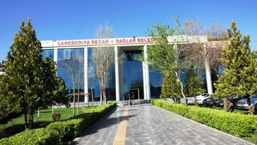 Diyarbakır'da rüşvet operasyonu: Başkan yardımcısı gözaltına alındı