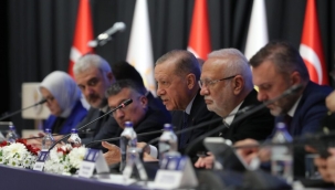 AKP'nin İstanbul temayül yoklamasında sürpriz isim birinci oldu