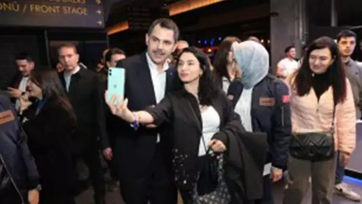 AK Parti İBB Başkan Adayı Kurum Sarıyer'de 'Gençlik Festivali'ne katıldı