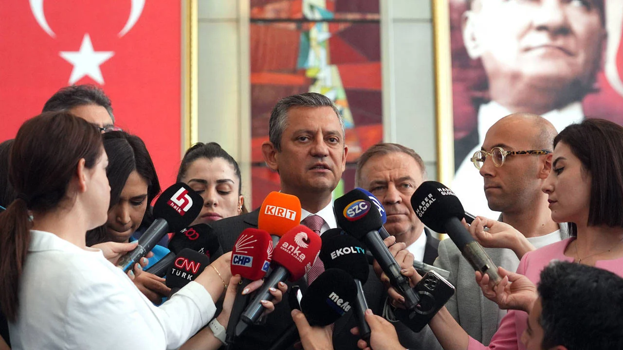 Özgür Özel: Esenyurt Belediyesi'ndeki akraba ataması geri alındı