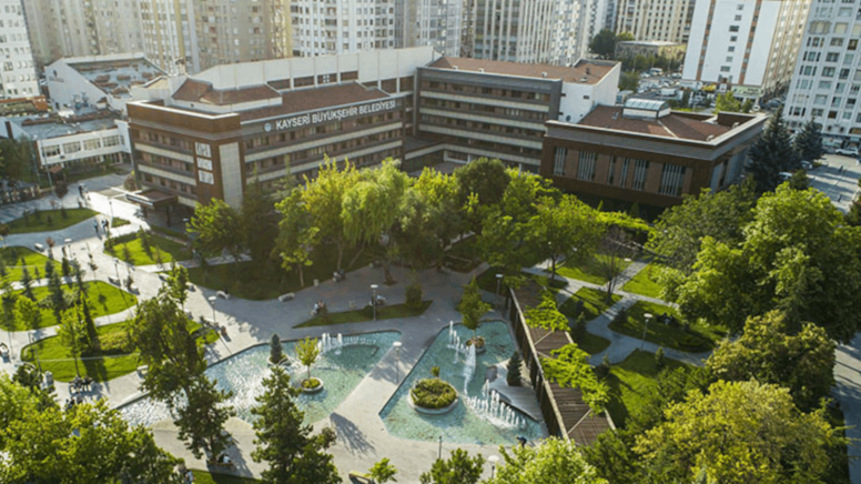 AKP'li belediyede maaş krizi! Binlerce işçi iş bıraktı